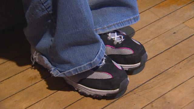 St. Paul man beaten, car stolen with young children inside