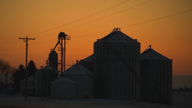 Trapped: Dying alone in grain bins