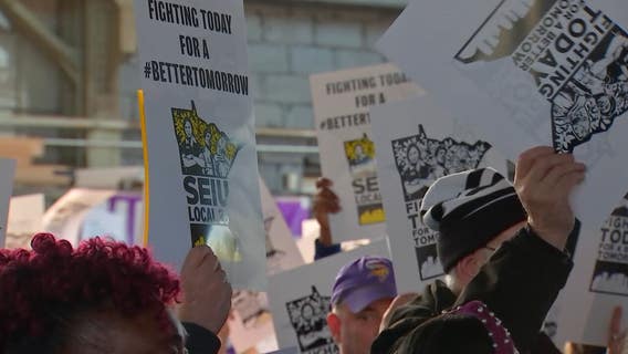 Twin Cities janitors reach tentative deal to avoid strike