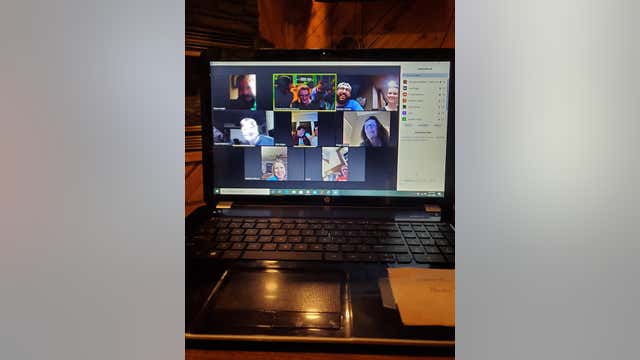 Minnesota couple gets engaged during surprise video chat with friends