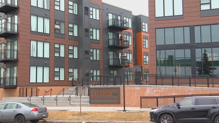 boy thrown off St. Paul apartment balcony
