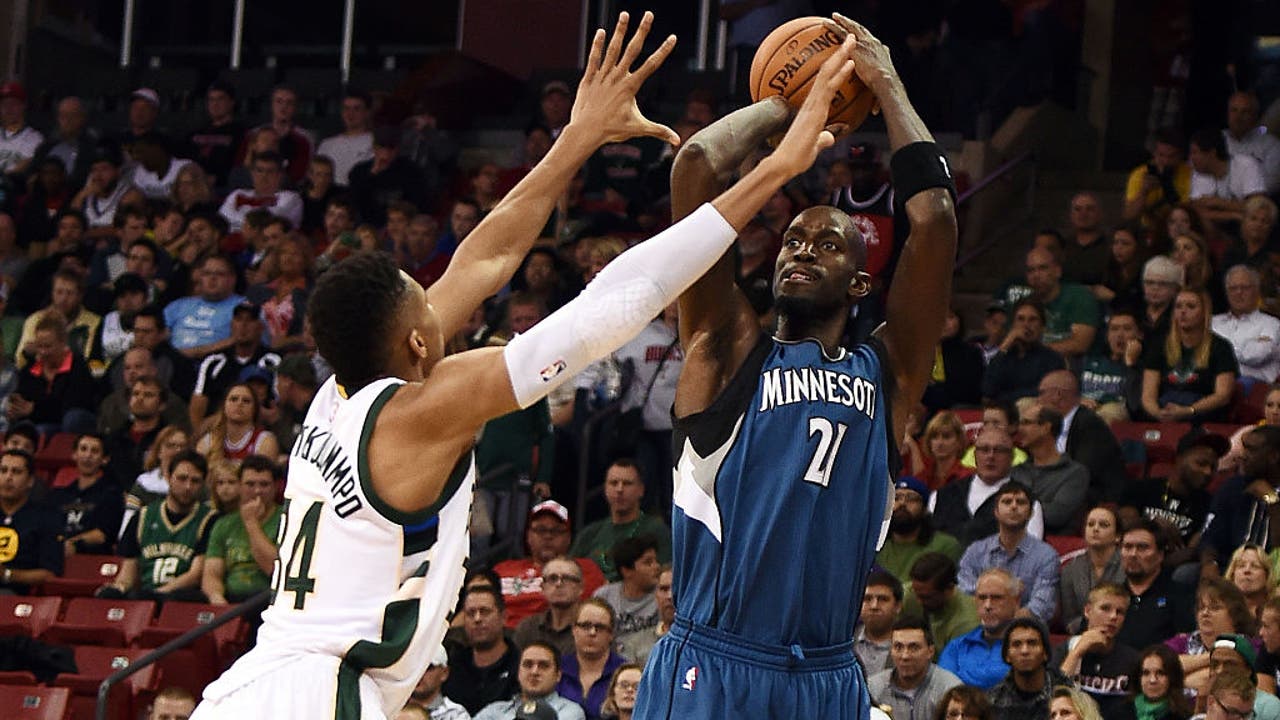 garnett wolves jersey