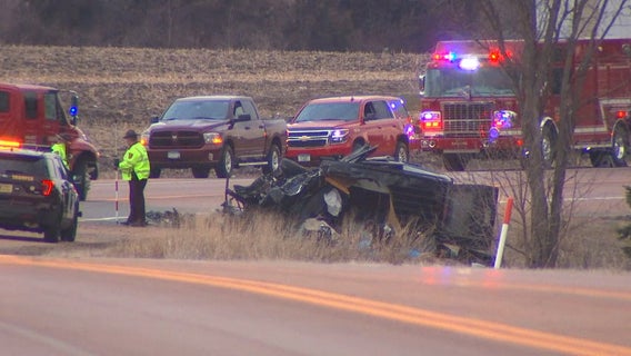 1 dead in 2-vehicle crash in Laketown Township, Minnesota