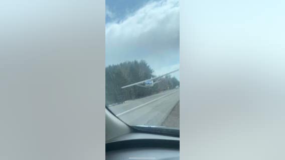 Pilot makes emergency landing on road near Duluth, Minnesota