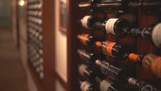 Gov. Tim Walz announces '4-Week Dial Back' plan affecting bars, restaurants, gyms and more