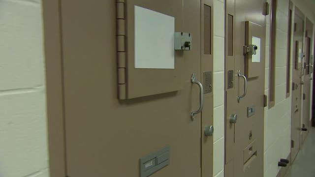 5 inmates, 1 employee at Hennepin County Jail test positive for COVID-19
