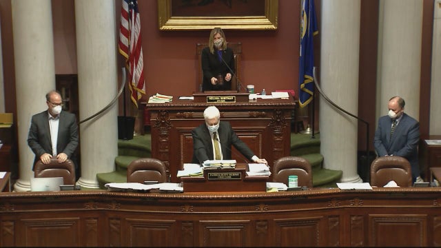 Minnesota governor signs bill granting first responders easier access to benefits amid pandemic