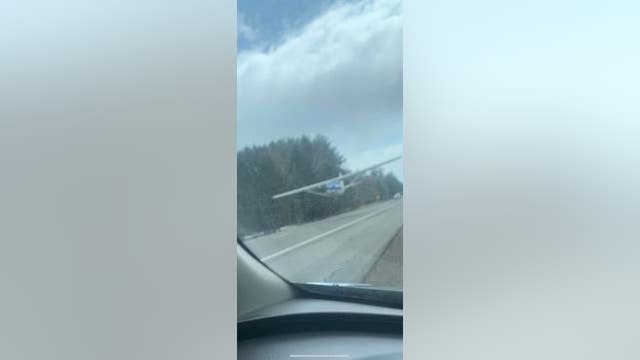 Pilot makes emergency landing on road near Duluth, Minnesota