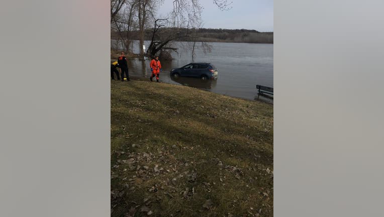 van rescue hastings flooding