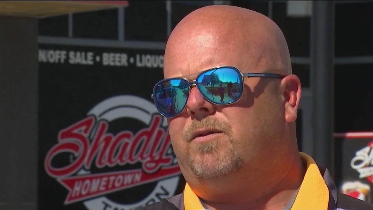 Minnesota bar owner plans to open with or without stay at home extension