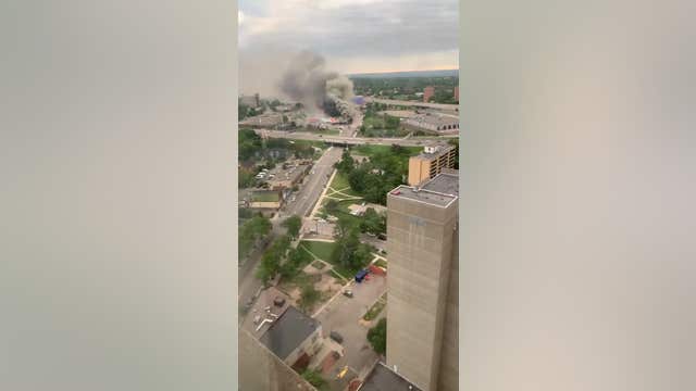 Video shows large fire at maX it PAWN in Minneapolis