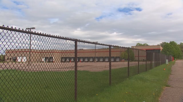 Minnesota buys former Bix Produce building in St. Paul to potentially store bodies