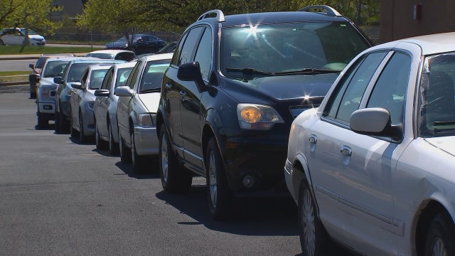 Hours-long waits and traffic plague drive-up DMV services in Minnesota during pandemic