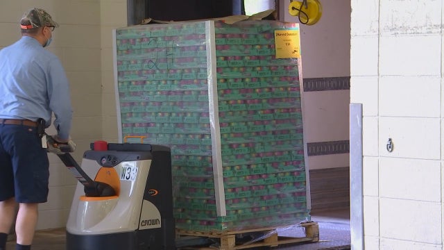 35,000 lbs of pet food donated to help pet owners impacted by COVID-19