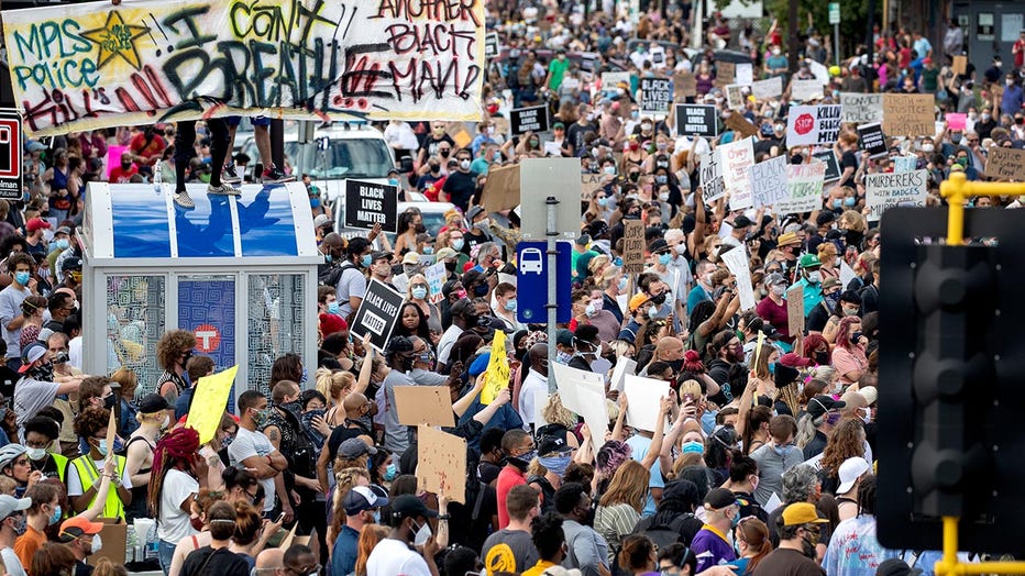 38th-chicago-big-crowd-getty.jpg