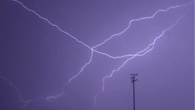 Lightning strike sparks fire at Blaine, Minn. home during tornado warning