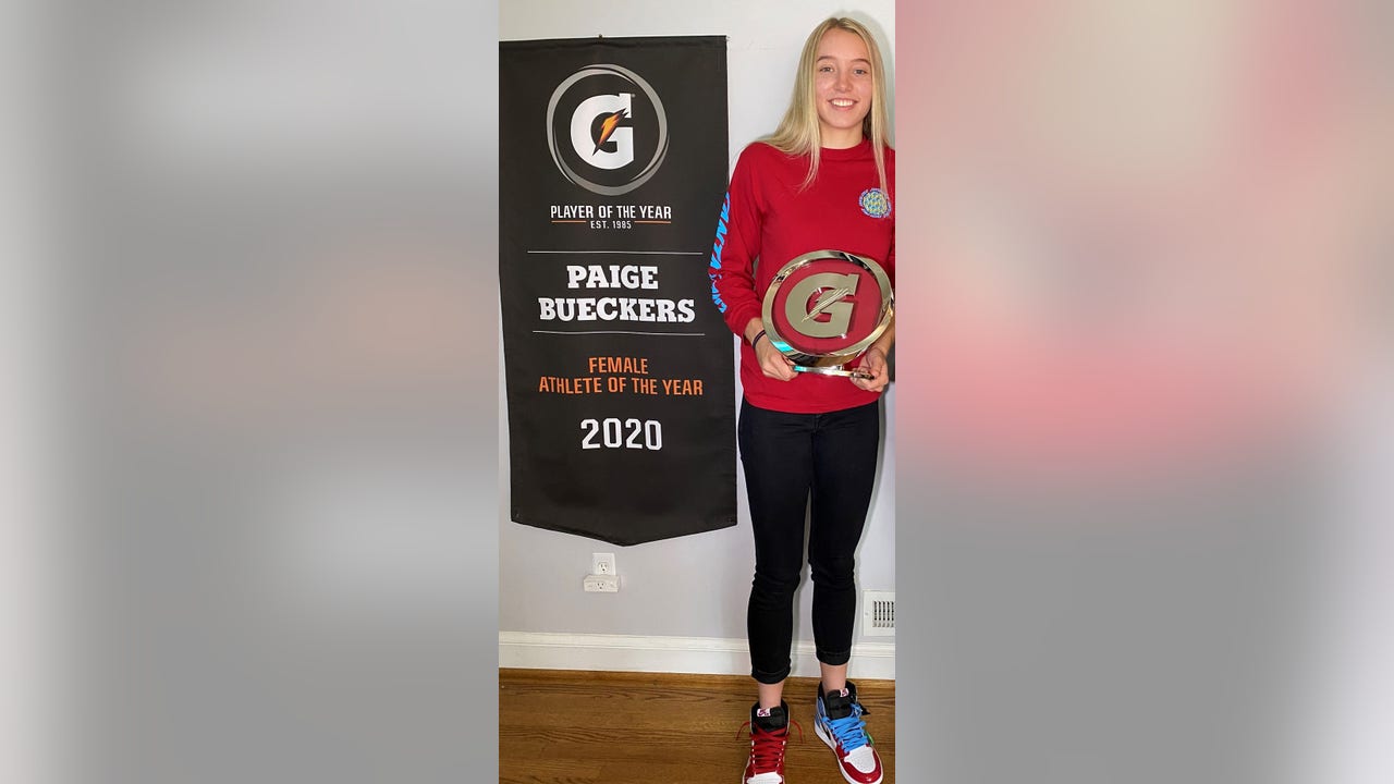 Hopkins basketball star Paige Bueckers named 2020 Gatorade High
