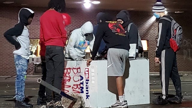 FBI looking for Minneapolis ATM robbers from May