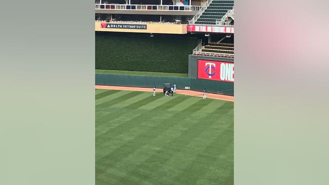 Byron Buxton carted off the field after left foot injury in Twins inter-squad scrimmage