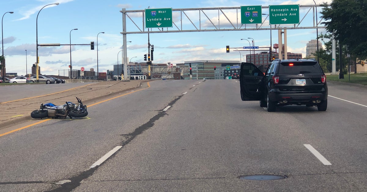 Pedestrian dies after being struck by motorcyclist in Minneapolis | FOX ...