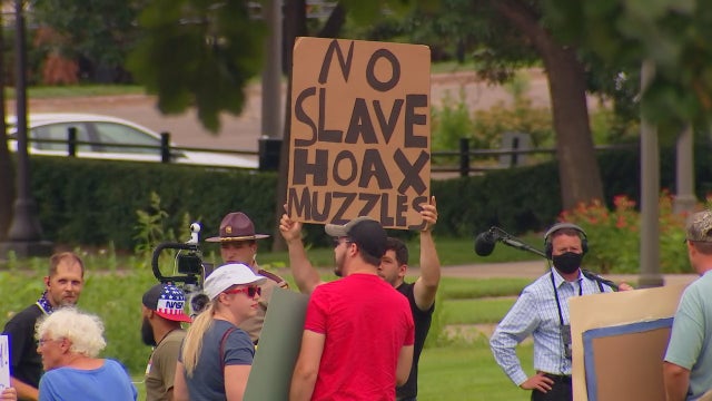 Protesters face off at Minnesota capitol over mask mandate
