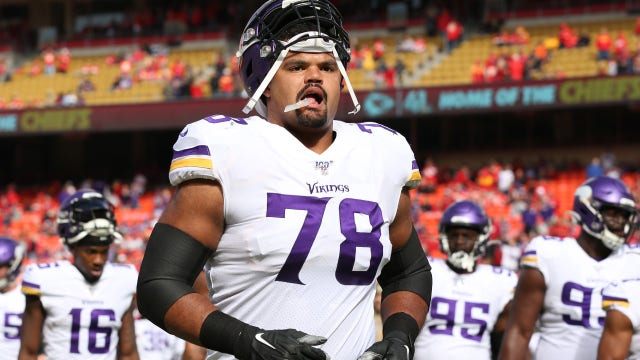 Vikings OL Dakota Dozier details 'eye opening' hospitalization with COVID pneumonia