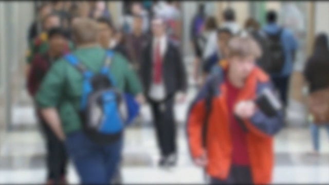 Anoka-Hennepin middle and high schools to move back to online learning on November 4