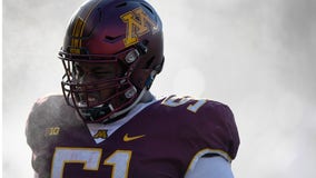 Gophers' offensive lineman Curtis Dunlap Jr. enters transfer portal