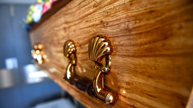 33 COVID-19 cases linked to Martin County funeral