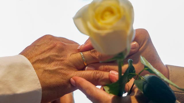 56 COVID-19 cases linked to wedding reception in southwestern Minnesota