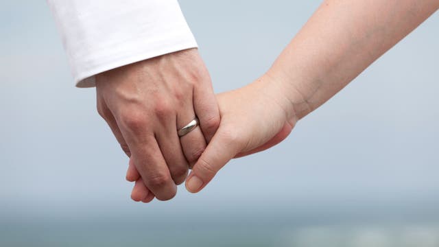Nearly 70 COVID-19 cases linked to southwestern Minnesota wedding