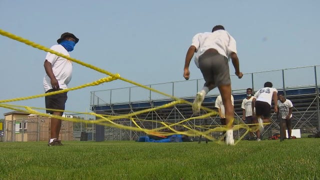 Players, parents urge MSHSL to reconsider decision on fall football