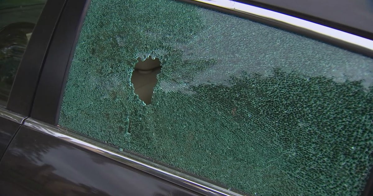 Police investigating reports of smashed windows in Minneapolis' Diamond ...