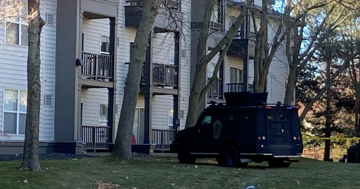 Man found dead, 2 other shot in incident at Bloomington apartment ...
