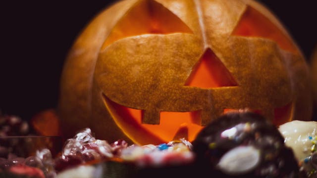 200+ Minnesota COVID-19 cases reported after attending a Halloween event