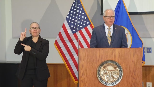 Walz moves COVID-19 closures announcement to Monday, lawmakers race for relief deal