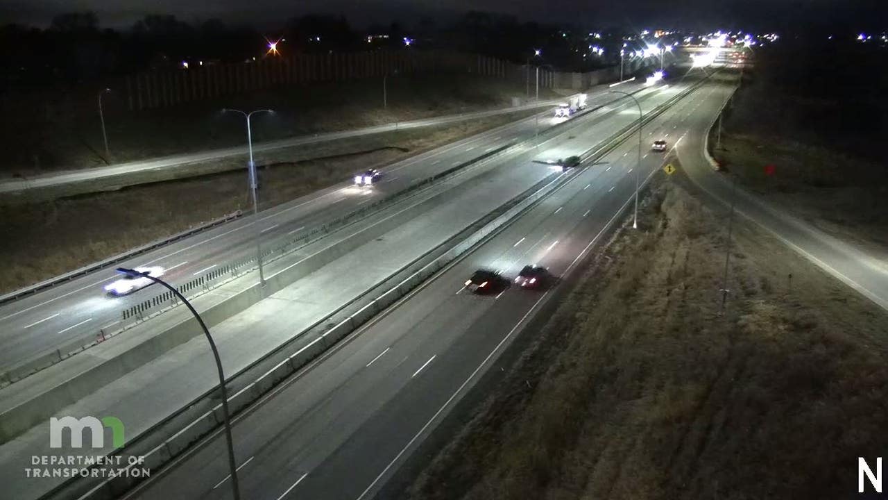 Video Plane lands on I35W in Arden Hills FOX 9 MinneapolisSt. Paul
