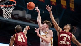 Gophers basketball enters AP top 25 after beating Iowa