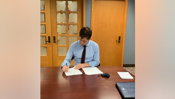 Minneapolis mayor signs city's 2021 budget