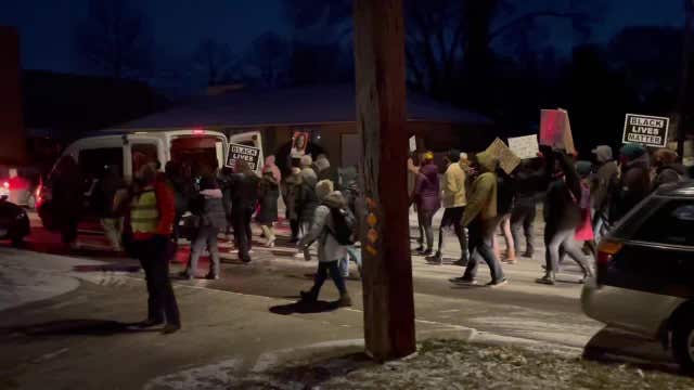 Black Lives Matter protests Ohio police killing in Edina, Minn.