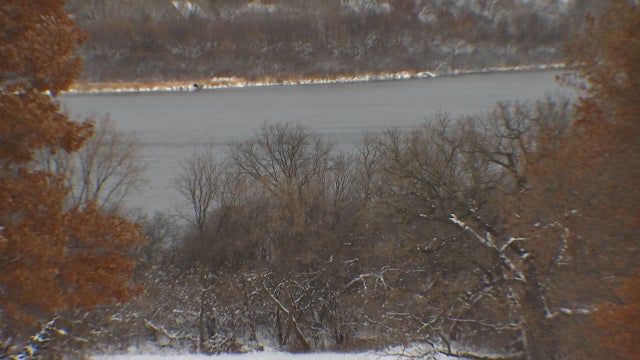 Hennepin County Sheriff warns of thin ice this weekend