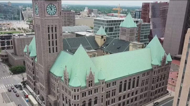 Minneapolis budget passes with police funding cut, but keeps larger staffing level target - Vimarsana News