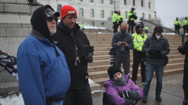 Visible increased security at Minnesota capitol as pro-Trump group rallies on Saturday