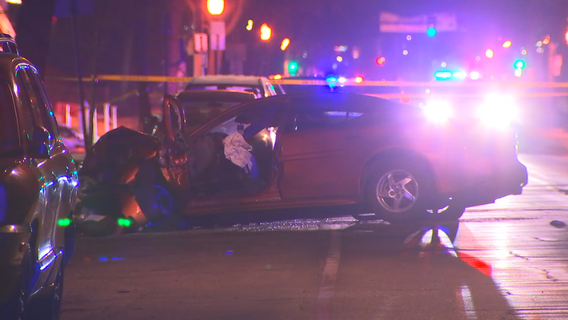 Man dies in early morning crash in Minneapolis