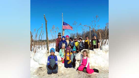 Minnesota students build outdoor classroom out of snow