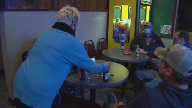 Hospitality workers left scrambling after losing insurance at height of pandemic