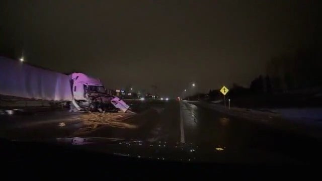 Semi crashes into MnDOT snowplow on I-94 in Woodbury, Minnesota