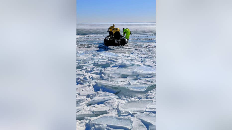 Dozens of anglers rescued from Lake Superior after ice breaks free