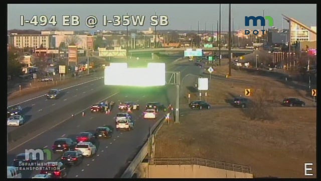 Police: I-494 in Bloomington shut down after man fired gun towards traffic, turned weapon on himself