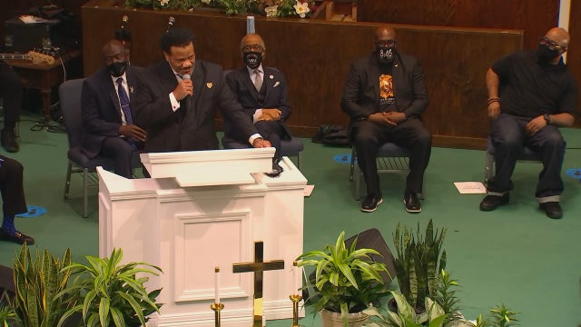 George Floyd honored with vigil in Minneapolis on eve of Chauvin trial